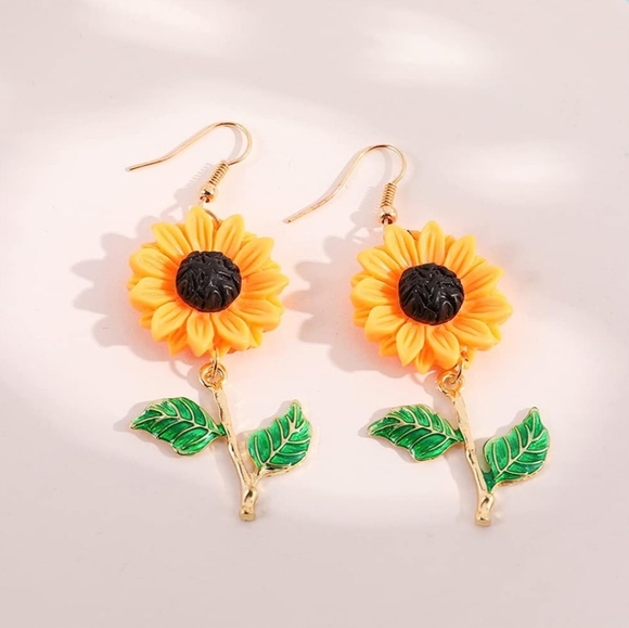 Jewelry - Sunflower Drop Earrings